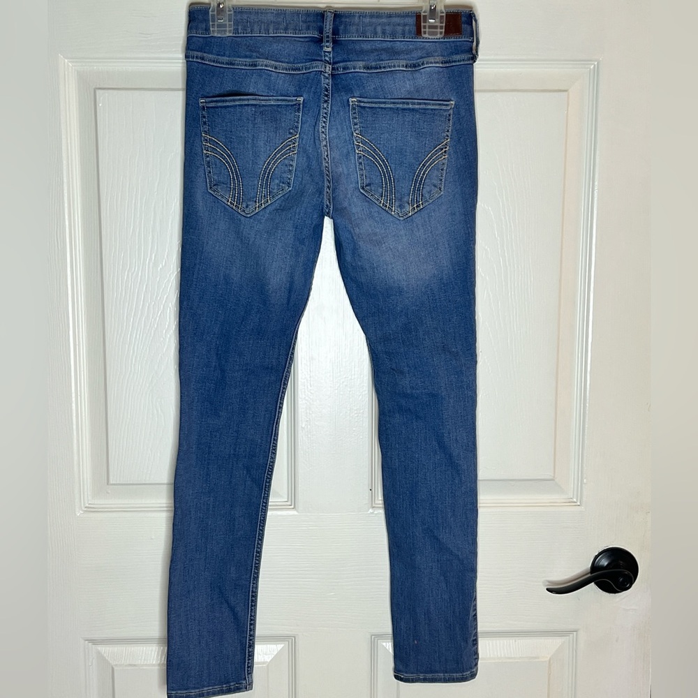 Hollister size 7S